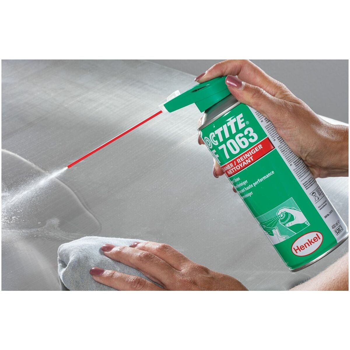 Puhdistus- ja rasvanpoistospray 7063 7063