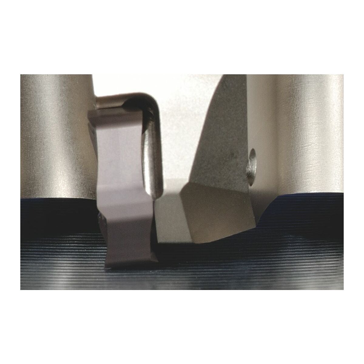 Tasojyrsin 47,5° MFPN45, reiällä 100/6 mm
